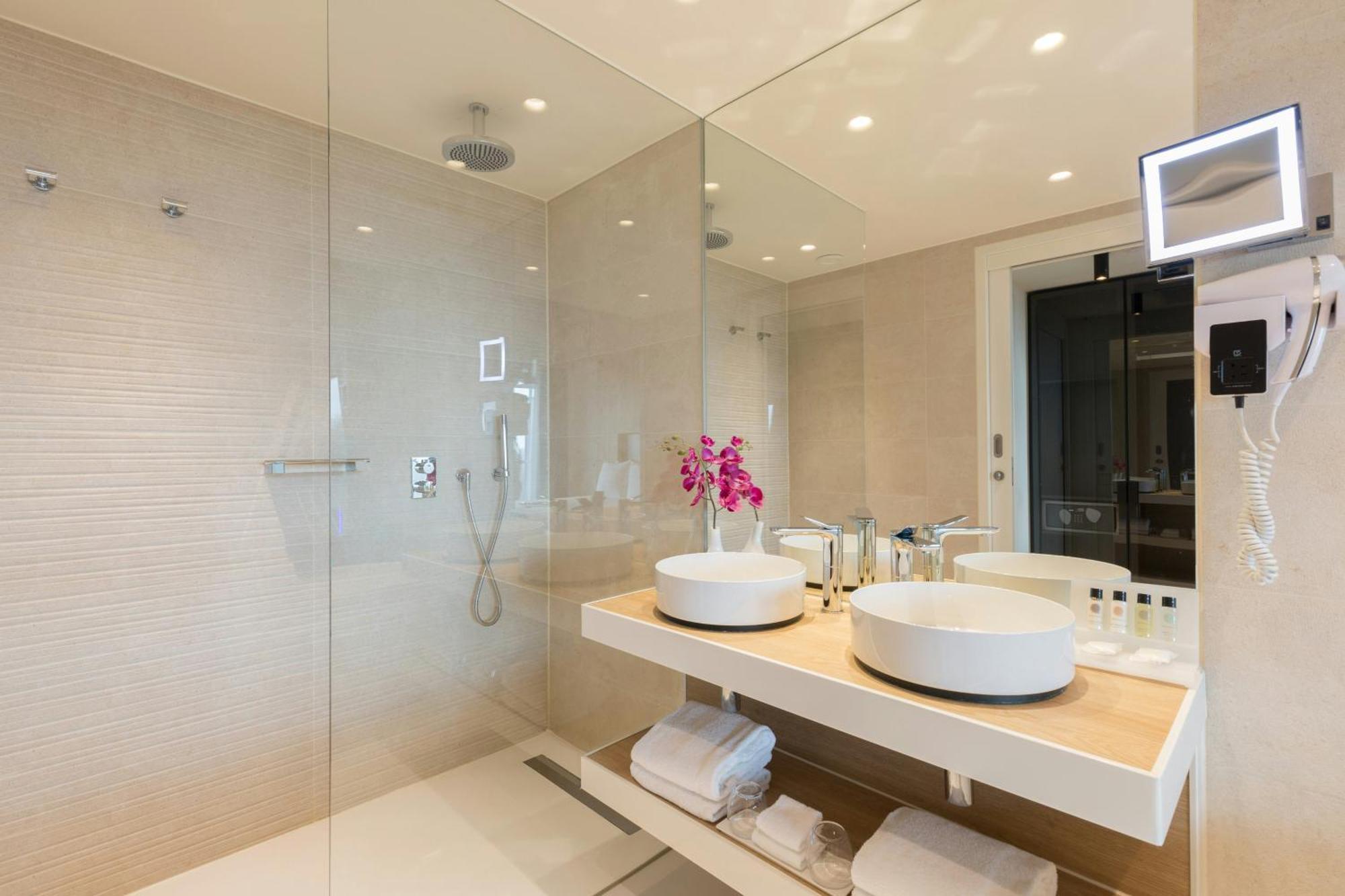 Hoeksuite met 1 Kingsize Bed