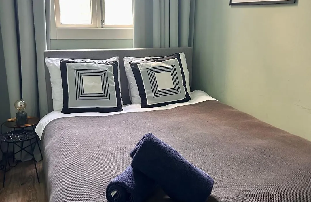 Apartement City Centre With Roof Terrace And Parking With Additional Costs-1