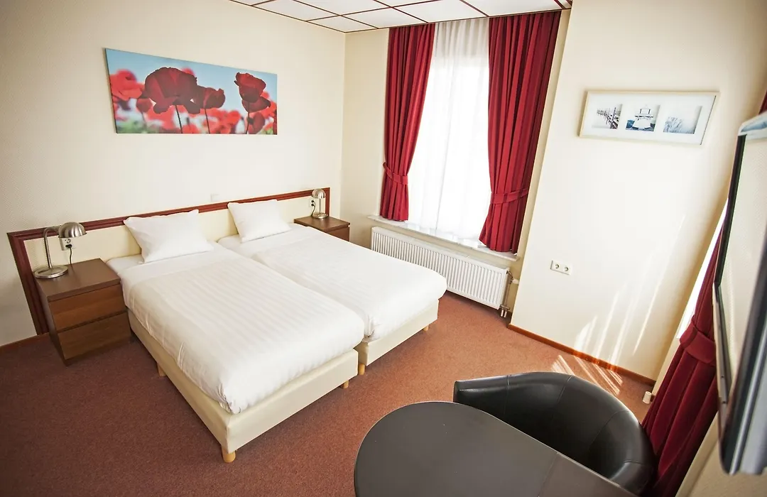 Strandhotel Scheveningen-1