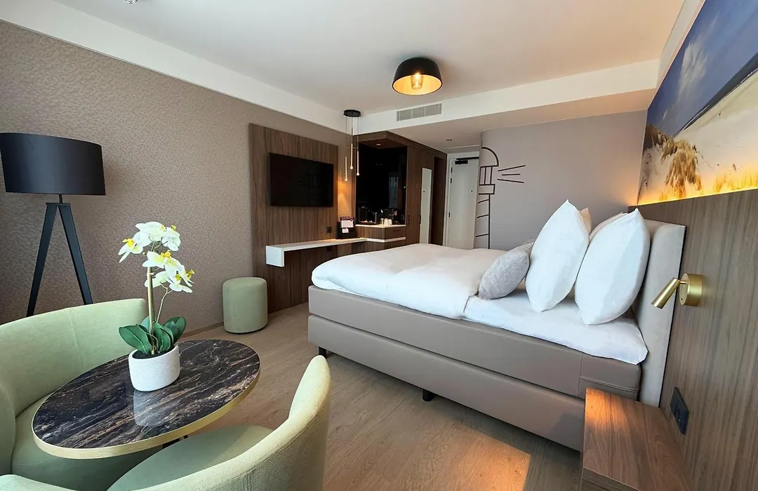 TRYP Badhotel The Hague Scheveningen BRAND NEW-1