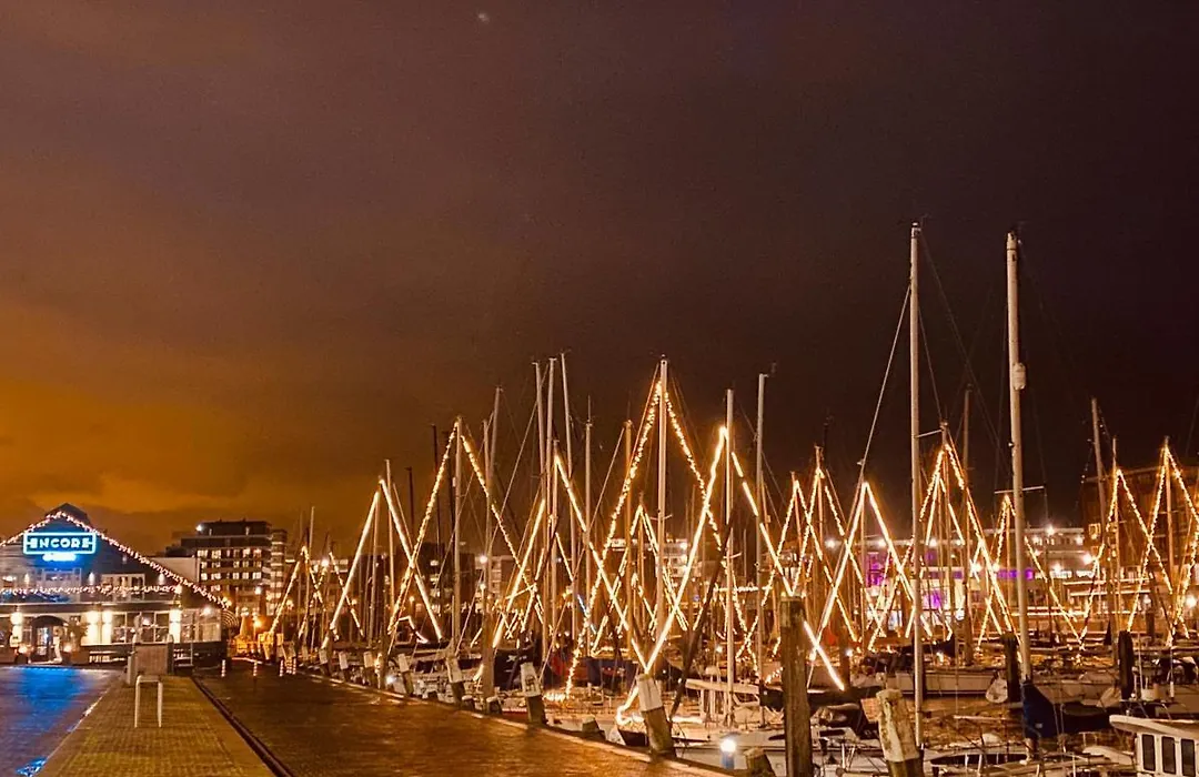 Scheveningen Diamond View Beach&Harbour-1