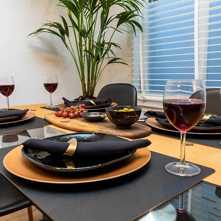 New Pearl Of Scheveningen Black Swan Beach A Family Loft The Hague 180A-3