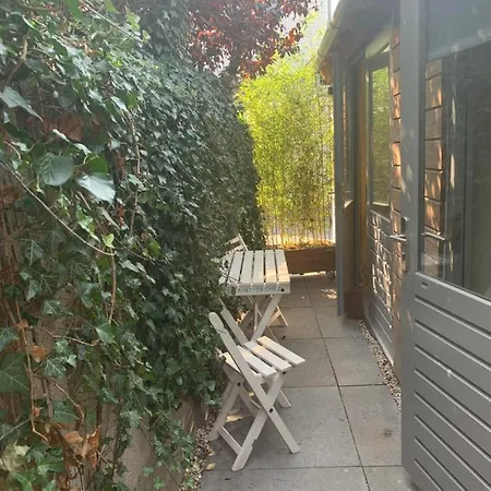 Tinyhouse Scheveningen Beach Free Gated Parking-3