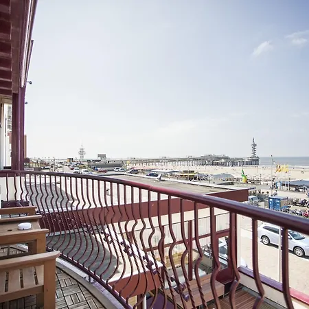 Strandhotel Scheveningen-2