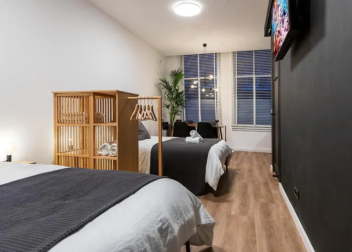 New Pearl Of Scheveningen Black Swan Beach A Family Loft The Hague 180A