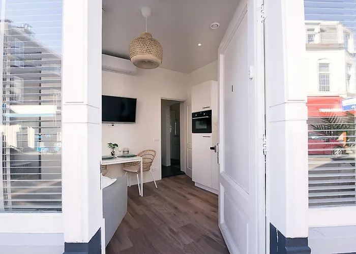Four Star Apartments - Badhuisstraat Den Haag