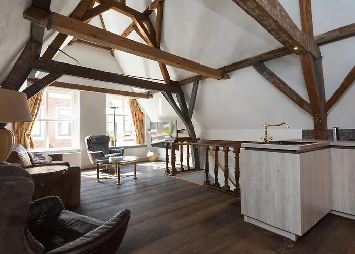 Ferienwohnung The Loft 300 - R Q C Den Haag