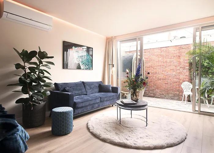 Suite-Elegance Prive Sauna & Jacuzzi Den Haag
