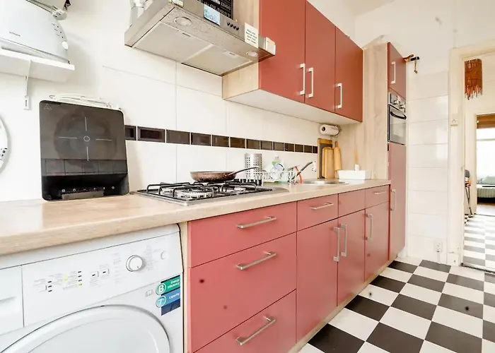 Cozy Private Room In Shared Apartment, Close To Beach And City Center Den Haag